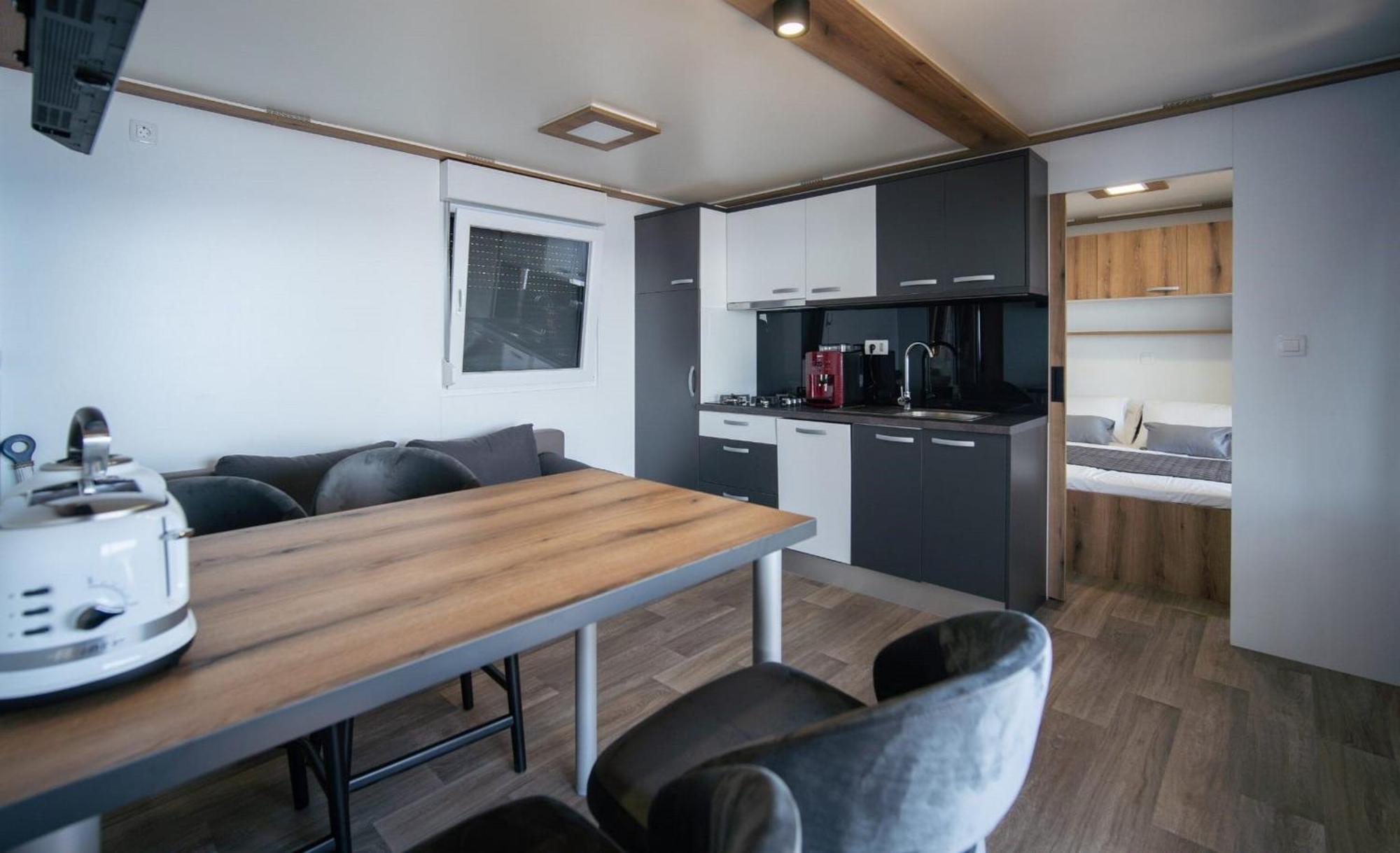 Sunset Premium Camping Klenovica Room photo